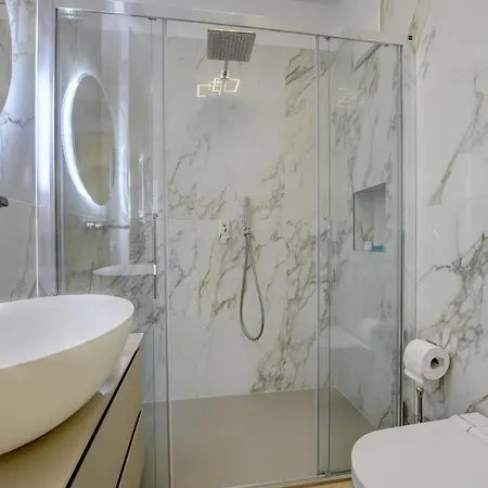 Apartment Desenzanoloft Official Partner Marriott Homes & - Apa Dom Downtown Family Desenzano del Garda