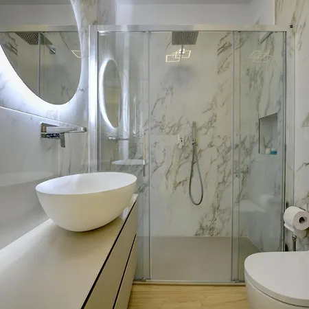 Desenzanoloft Official Partner Marriott Homes & - Apa Dom Downtown Family